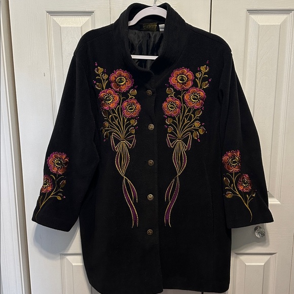 Vintage Bob Mackie Wearable Art Black Fleece Coat with Floral Embroidery - Picture 2 of 4